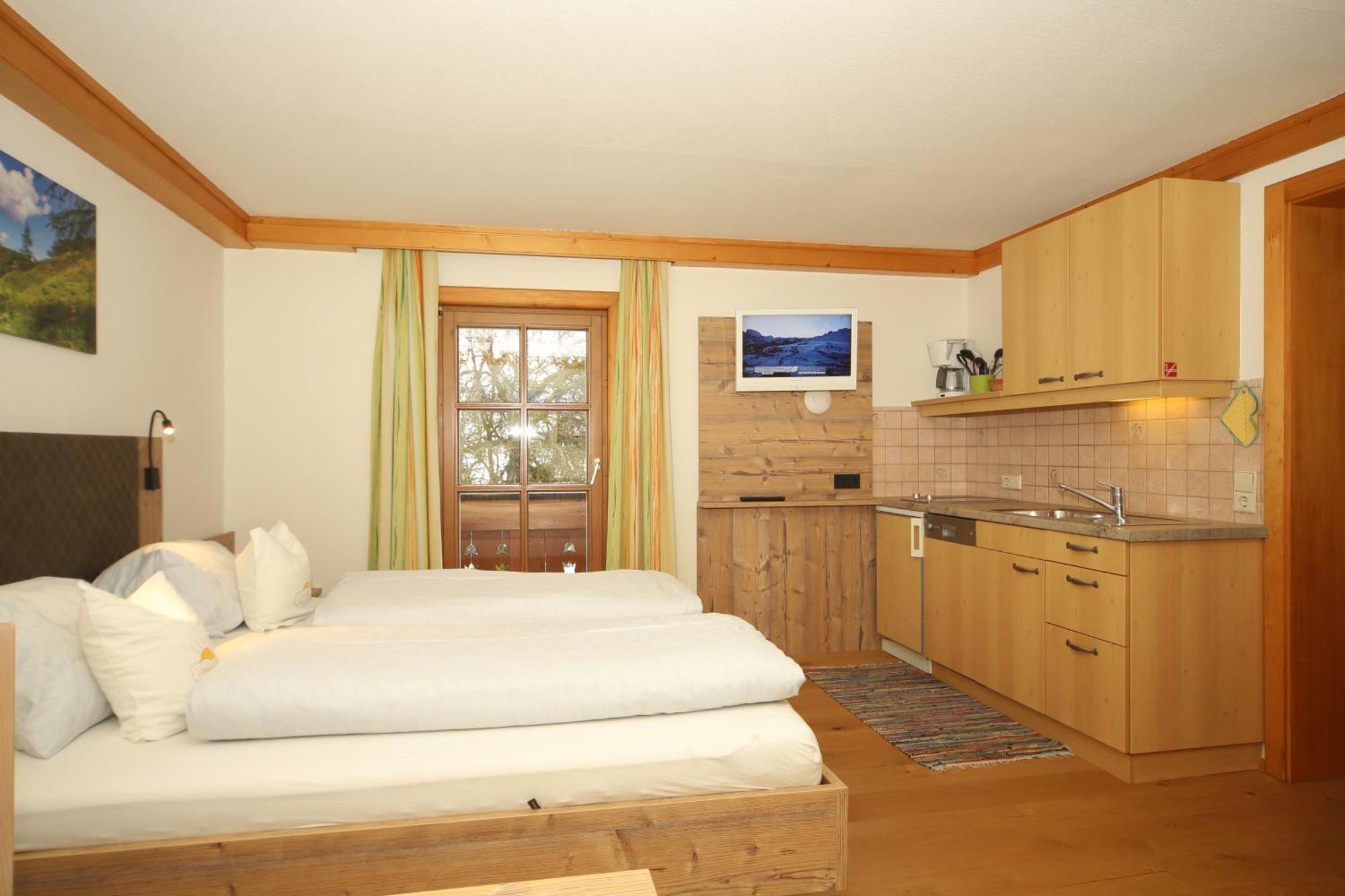 Linarhof Apartment Urlaub Am Bio Bauernhof Haus im Ennstal Zewnętrze zdjęcie