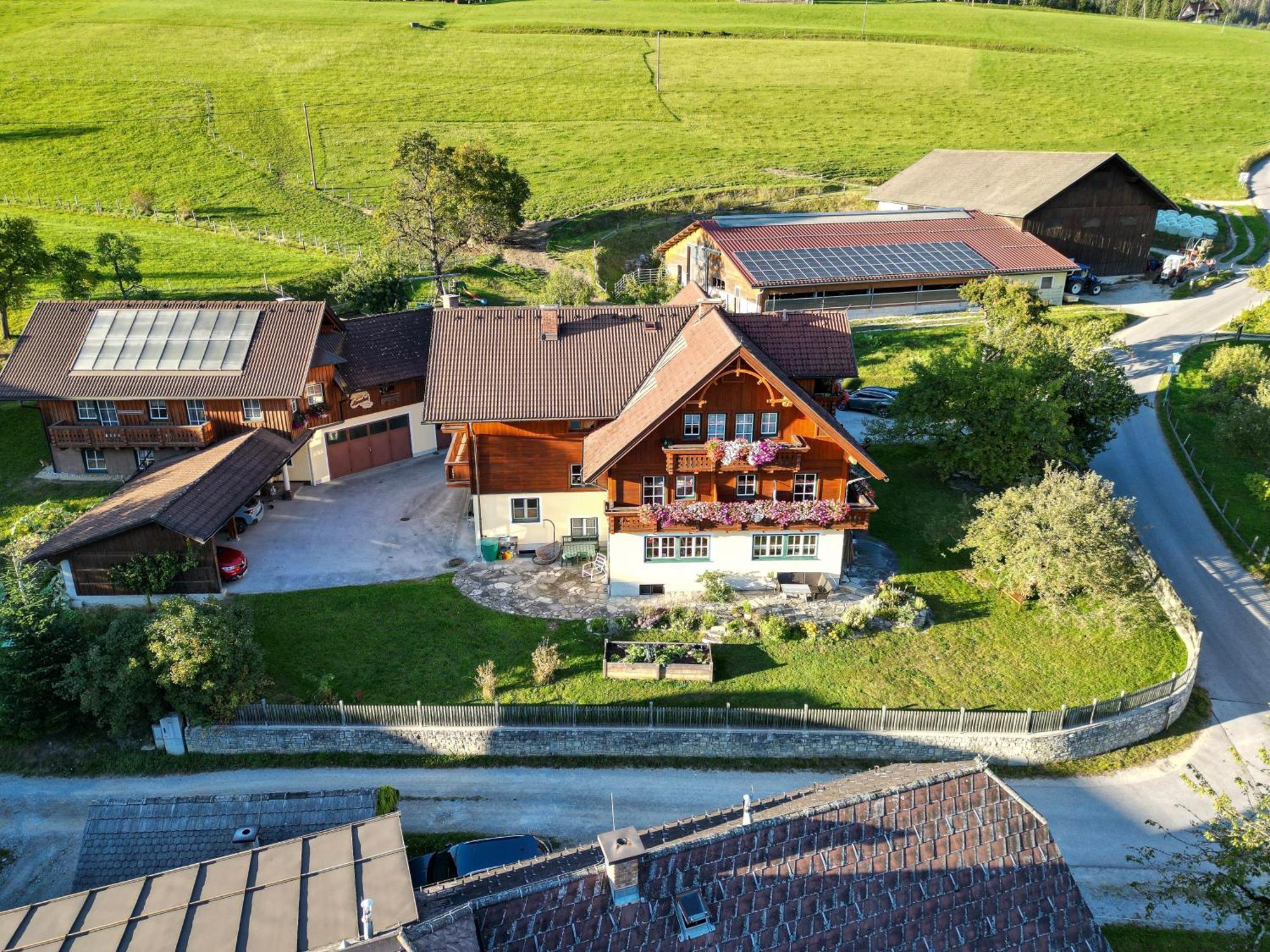 Linarhof Apartment Urlaub Am Bio Bauernhof Haus im Ennstal Zewnętrze zdjęcie